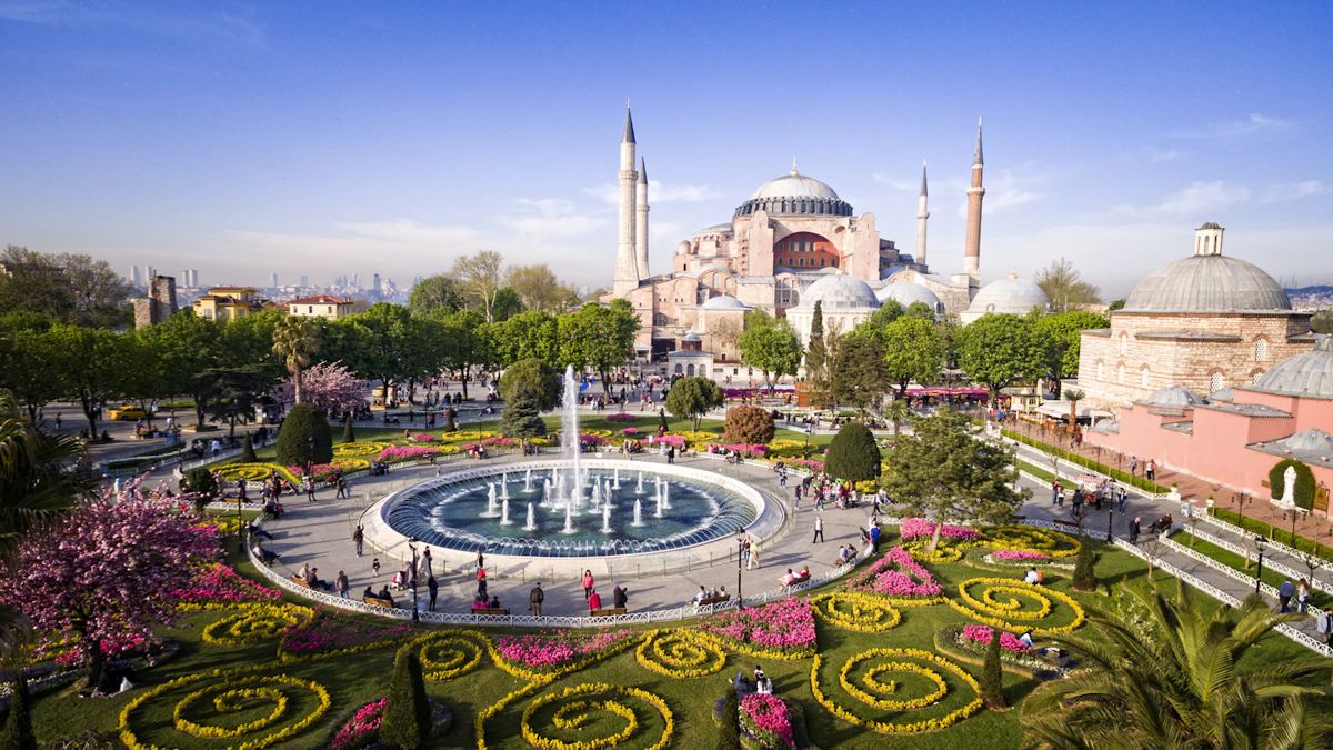 Sultanahmet Square
